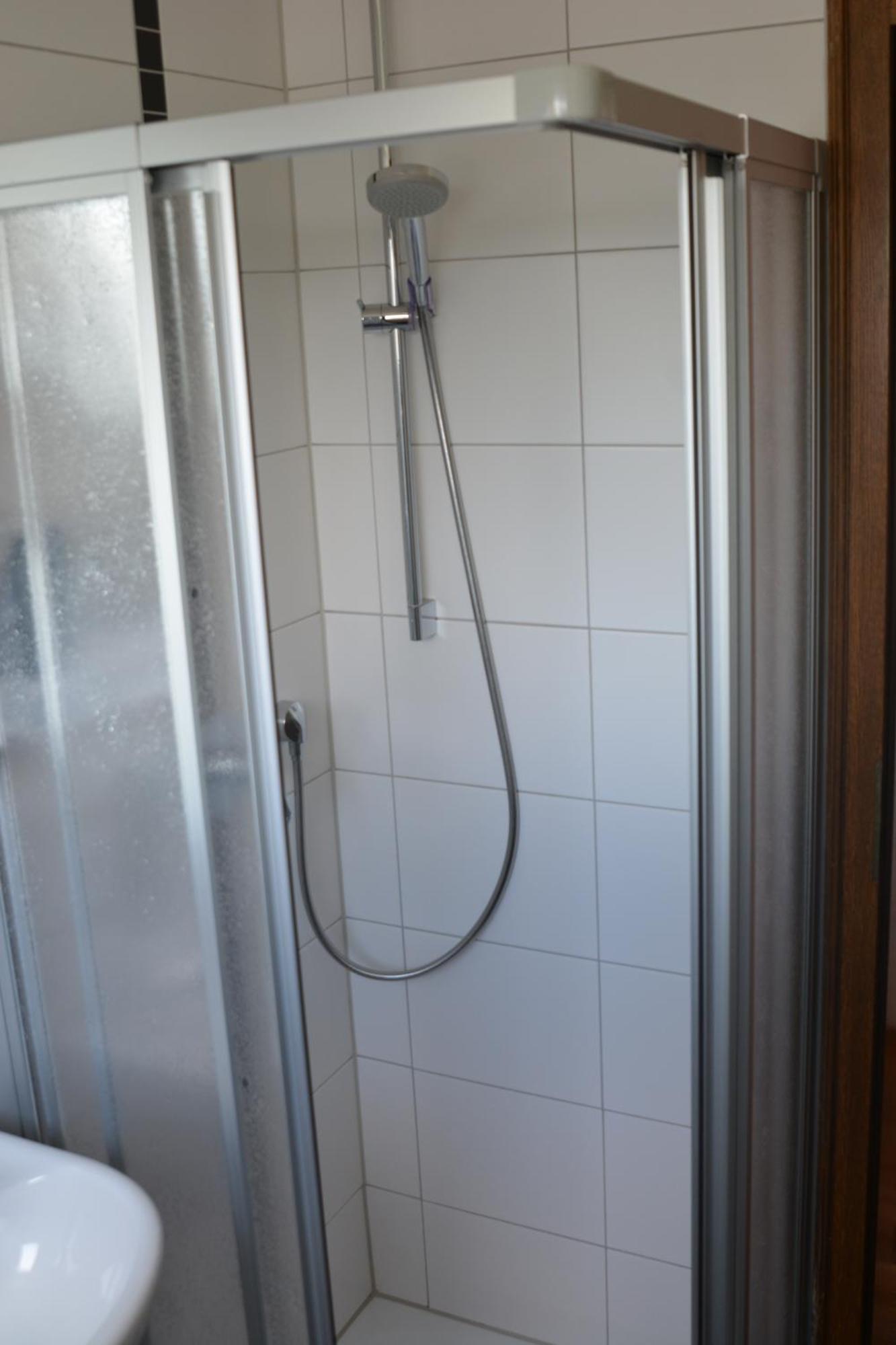Hotel-Gasthof Zur Rose Weissenhorn Quarto foto