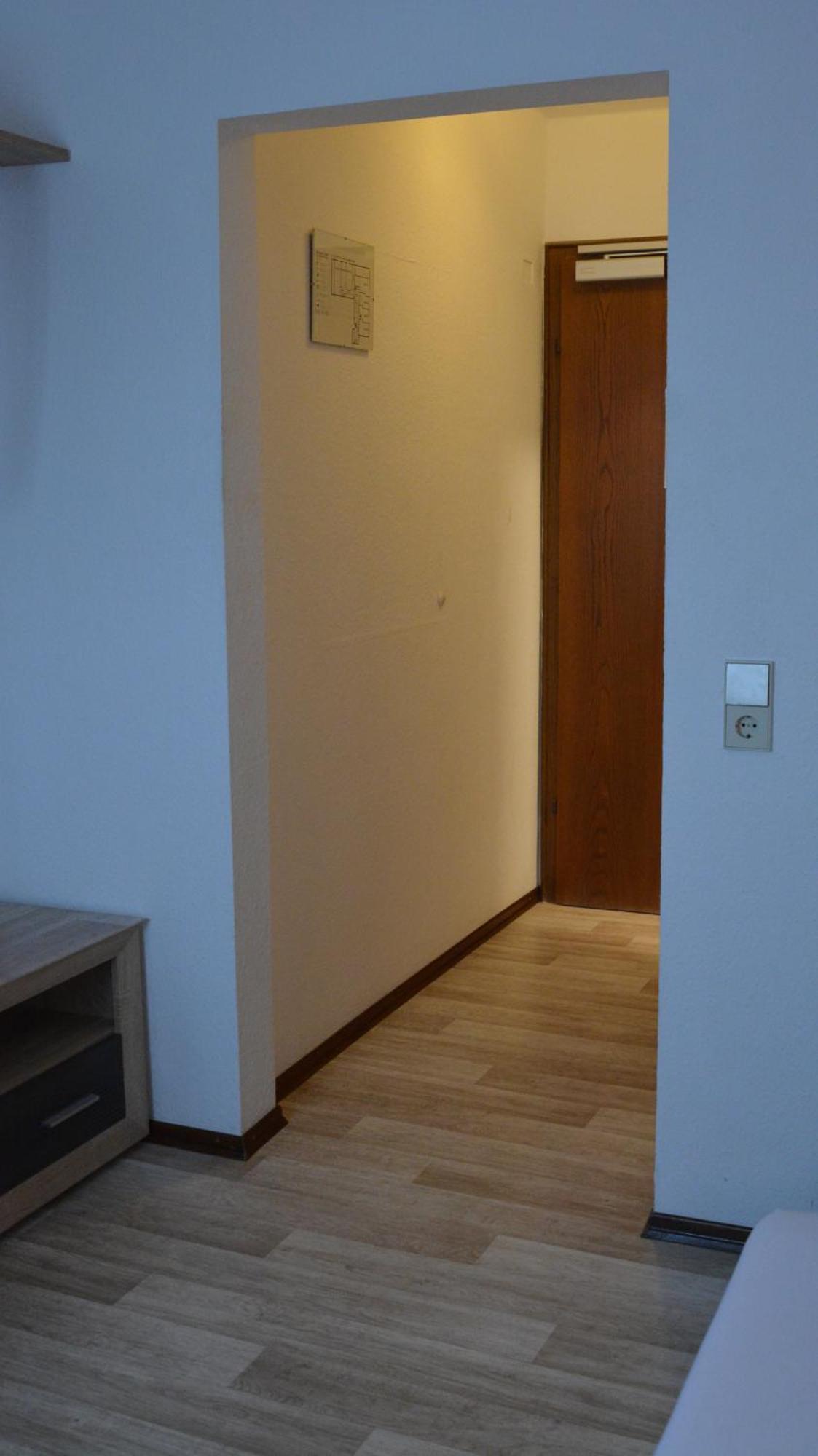 Hotel-Gasthof Zur Rose Weissenhorn Quarto foto