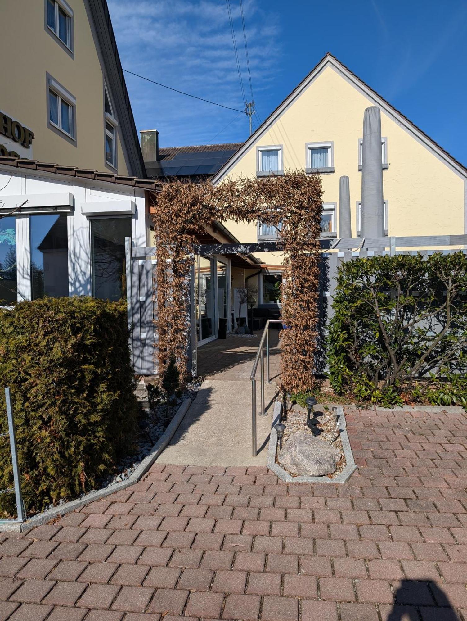 Hotel-Gasthof Zur Rose Weissenhorn Exterior foto
